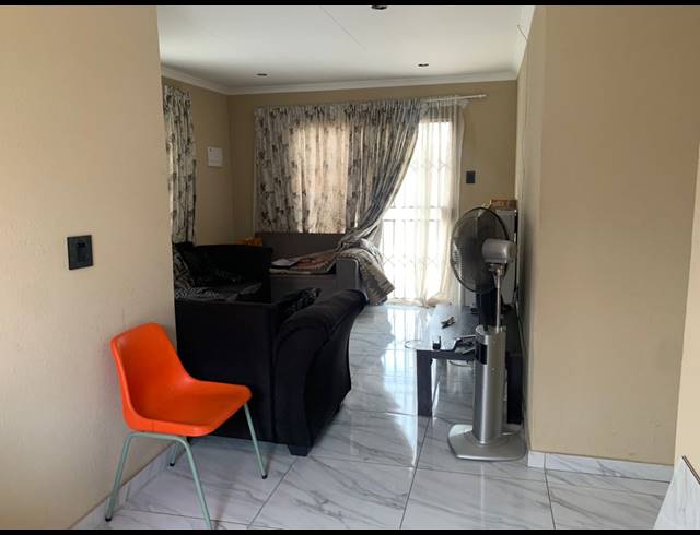 3 BEDROOM HOUSE FOR SALE IN VANDERBIJLPARK CE 4